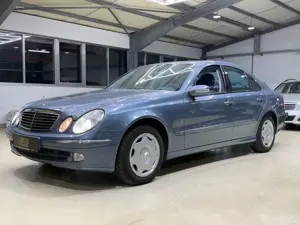 Mercedes-Benz E 240 Lim. / PDC / TEMP /  KLM/ 1 Jahr Garantie