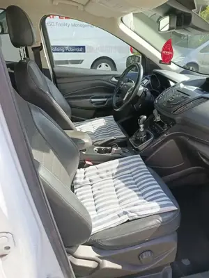 Ford Kuga Kuga 2.0 TDCi 2x4 Titanium