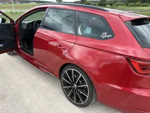 SEAT Leon Cupra 300 Bild 4