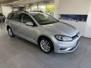 Volkswagen Golf VII*Variant*Comfl*Navi*ACC*LED*AHK*
