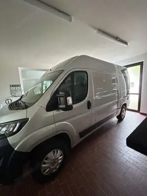Peugeot Boxer Boxer HDi 333 L2H2Pro Avantage Edition