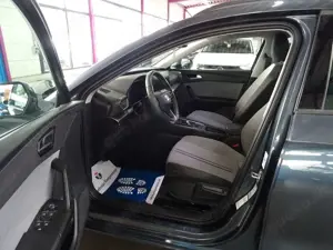 SEAT Leon LEON ST 2.0 TDI*AHK*ACC*CAM*KEY*BEATS*LED* Bild 3