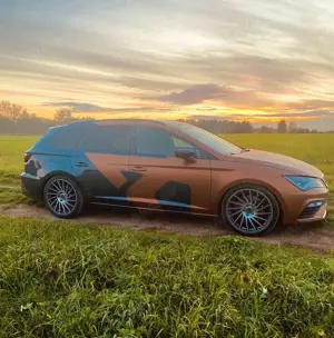 SEAT Leon 2.0 TSI StartStop DSG Cupra 300