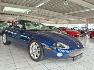 Jaguar XKR Cabrio/Facelift/Traum Farbgebung+Bestzustand
