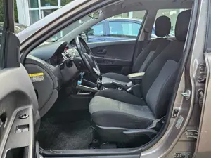 Kia Ceed / cee'd Ceed 1.4 CVVT Vision GuterZustand Klima Bild 4