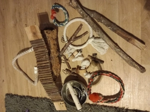 Großer Vogelkäfig mit Zubehör 