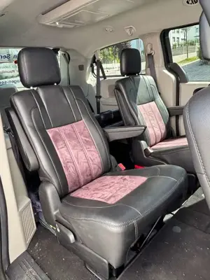 Dodge Grand Caravan SXT 3.6 Bild 2