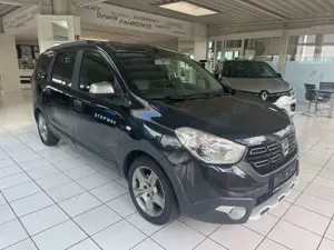 Dacia Lodgy Stepway,7-Sitzer,1-Hand
