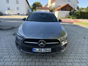 Mercedes-Benz A 180 A 180 7G-DCT Progressive + MBUXHigh + MULTI Bild 3