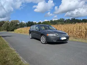 Volvo V70 Bi-Fuel Momentum