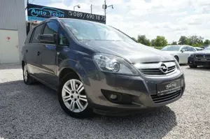 Opel Zafira B 1.6 16V Family Plus |Bi-Xenon| |HU:NEU|
