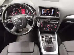 Audi Q5 2.0 TDI Qu. Sportsitze AHK PDC SHZ Xenon Bild 5