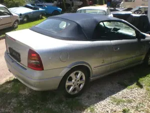 Opel Astra Astra Cabrio 2.2 16V