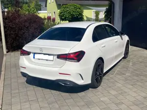 Mercedes-Benz A 200 A-Klasse Limousine Progressive MBUX TÜV Neu