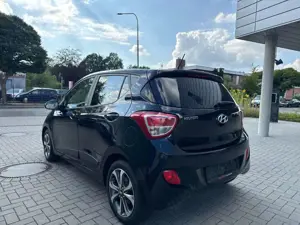 Hyundai i10 Passion SITZ LENKRADHEIZUNG TEMPOMAT KLIMA Bild 5