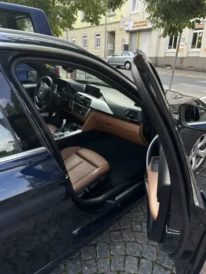 BMW 320 320d Touring Aut. Eff. Dynamics Edition Blue Perf. Bild 4