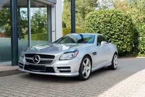Mercedes-Benz SLK 350 BlueEfficiency/ AIRSCARF/ HK/ PANO