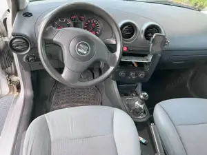 SEAT Ibiza Ibiza 1.4 16V Stella Bild 4