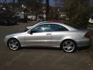 Mercedes-Benz CLK 270 CLK-Klasse Coupe Diesel Coupe CDI Elegance