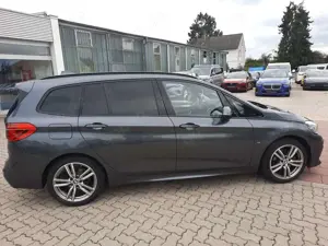 BMW 218 i Gran Tourer  M-Sport Navi AHK LED SHZ DAB Bild 3