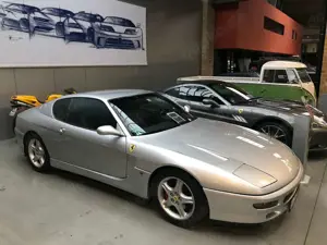 Ferrari 456 6-Gang Schaltwagen/ Motor Schaden