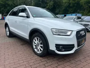 Audi Q3 2.0 TFSI quattro *Sport*Xenon*Keyless*SHZ* Bild 3