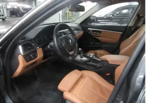 BMW 320 320 i xDrive Luxury Line Purity