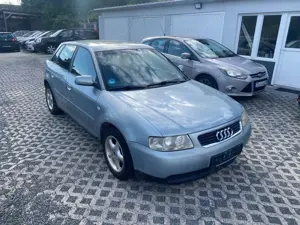 Audi A3 A3 1.6 Attraction - Benzin, TÜV 1/26