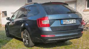 Skoda Octavia Octavia Combi 2.0 TDI (Green tec) Joy Bild 2