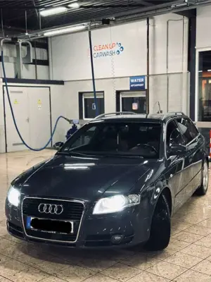 Audi A4 Avant 2.0 T FSI multitronic