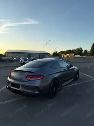 Mercedes-Benz C 63 AMG S Coupe Garantie Perf. Sitze HuD 360* Pano Aero