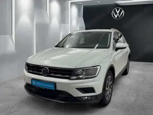Volkswagen Tiguan 1.4TSI Sound AHK PANO NAVI