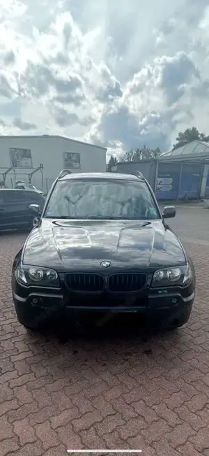 BMW X3 2.5i + 4 Sommerreifen Mit 18 Zoll Bmw Felgen Bild 2