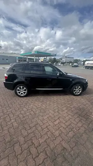 BMW X3 2.5i + 4 Sommerreifen Mit 18 Zoll Bmw Felgen Bild 4