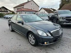 Mercedes-Benz E 200 Lim. CGI BlueEfficiency Elegance