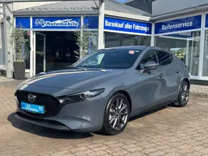 Mazda 3 Head-Up Bose NAVI Lenkradhzg. 360* Kamera