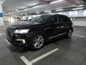 Audi Q7 3.0 TDI e-tron quattro tiptronic