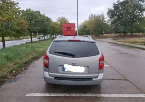 Renault Laguna Laguna Grandtour 2.0 16V Authentique Bild 3