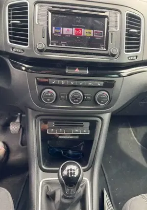 SEAT Alhambra Style Benzin/Gas Bild 2