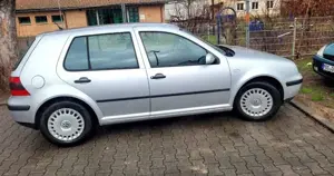 Volkswagen Golf 1.6 Automatik Edition