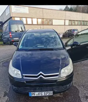 Citroen C4 1.6 HDi FAP Confort Bild 3
