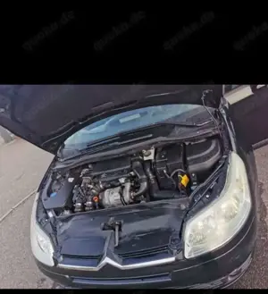 Citroen C4 1.6 HDi FAP Confort Bild 2