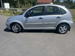 Citroen C3 silber