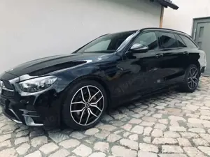 Mercedes-Benz E 400 E-Klasse T-Modell d 4Matic T 9G-TRONIC AMG Line