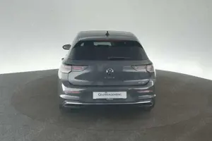 Volkswagen Golf Edition 50 1.5 eTSI DSG Panoramadach Bild 4