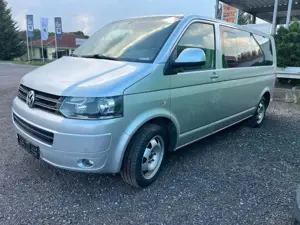 Volkswagen T5 Transporter Bus Caravelle Comfortline lang Bild 1
