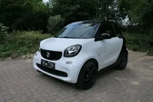 smart forTwo 90ps*Pano*SHZ*Multimedia*Tüv*PDC
