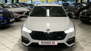 Skoda Octavia Combi RS 4x4 TÜVAU neuGarantie