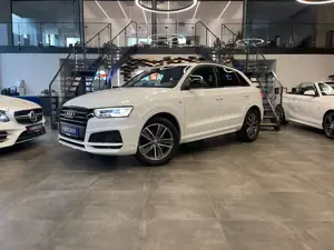Audi Q3 sport 2,0 TDI S-LINE*LED*NAVI*AHK*HIFI*DAB*