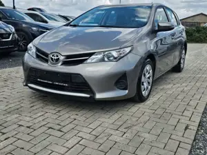 Toyota Auris Cool